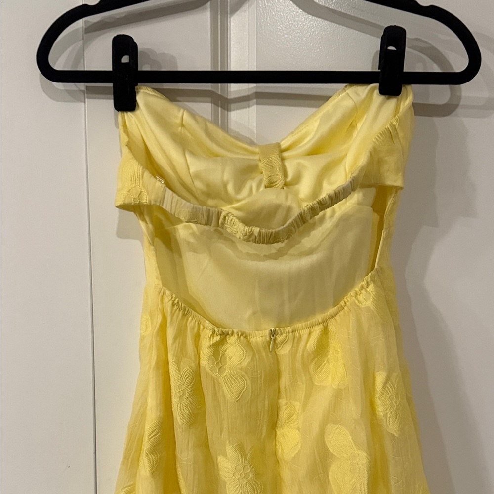Strapless Yellow Ruffle-Hem Sundress - Picture 7 of 8